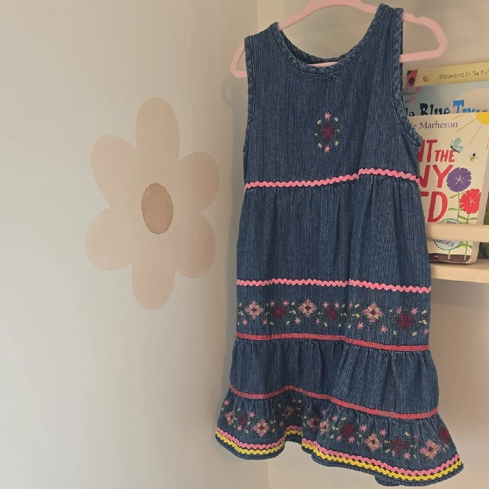 Vintage Embroidered Denim Girls Dress with Pink Floral Accents Size 2 - Picture 1 of 10